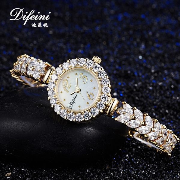 保时捷女士手表价格_汽车图片